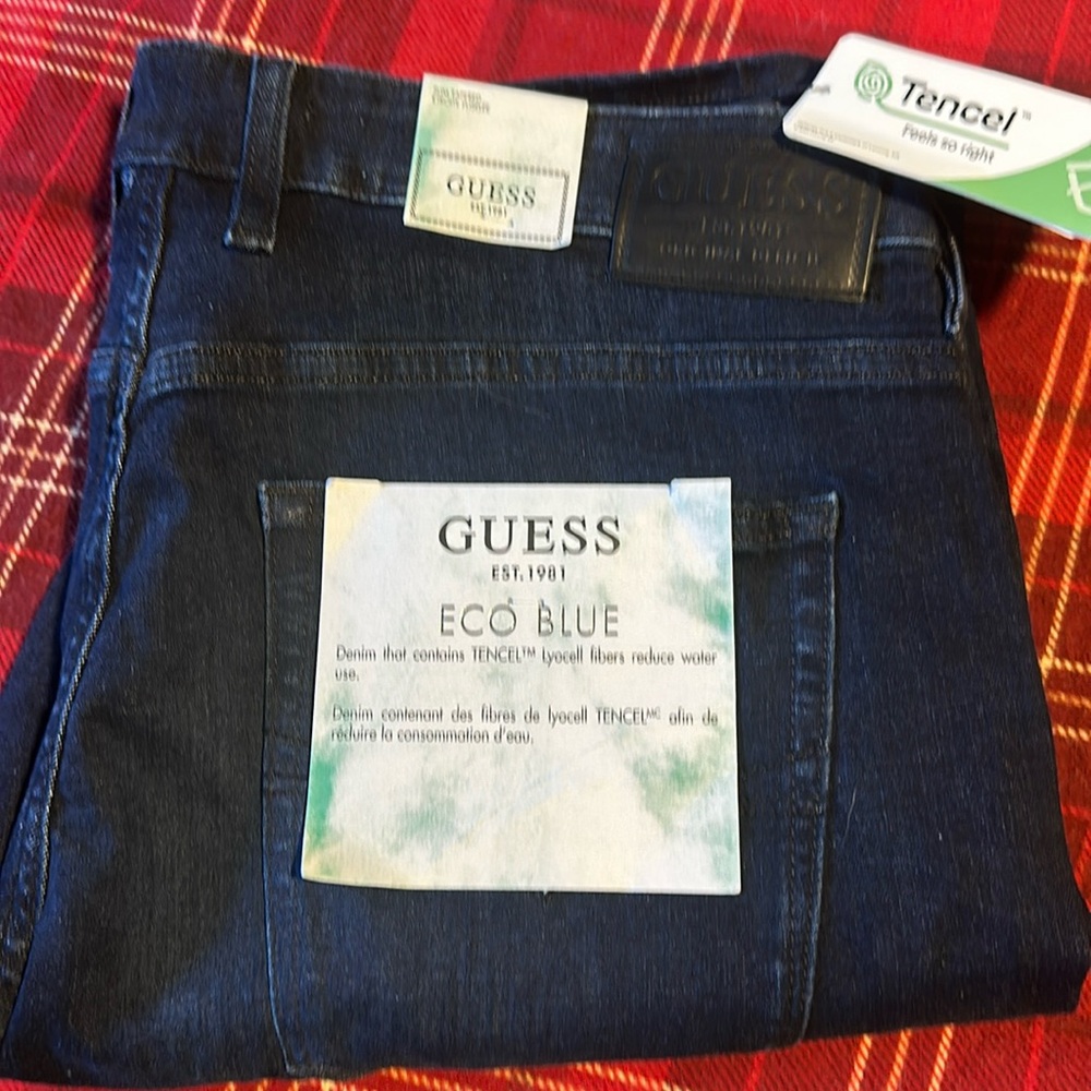 Men-Brand new Guess Jeans 36x32